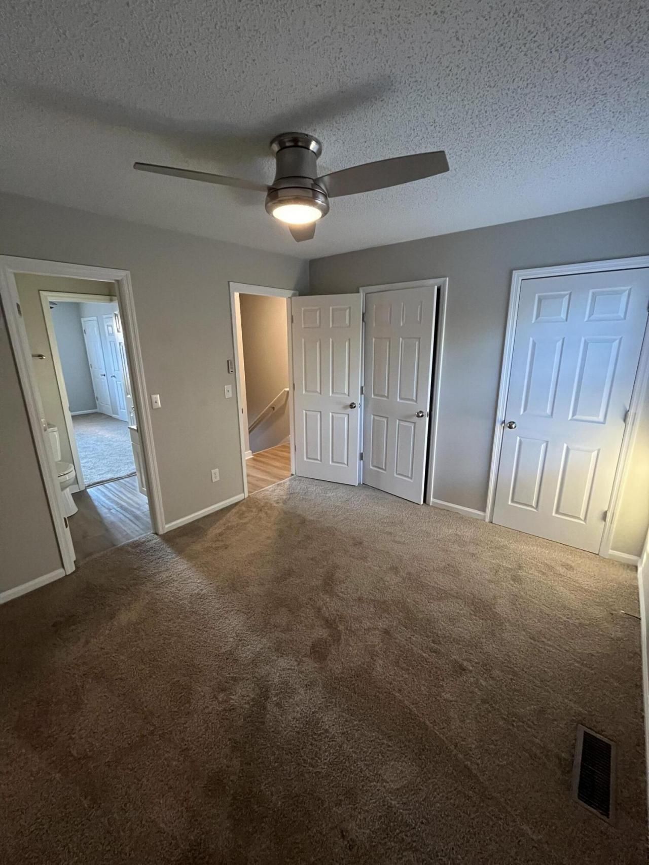 1463 Nantahala Boulevard Photo 4