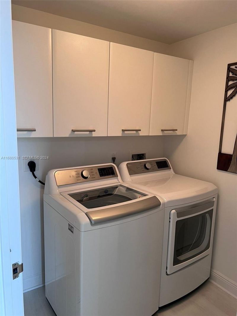 17121 Collins Ave, Unit 1208, Sunny Isles Beach, FL 33160 Photo