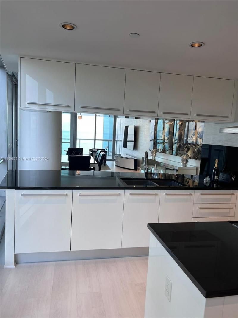 17121 Collins Ave, Unit 1208, Sunny Isles Beach, FL 33160 Photo