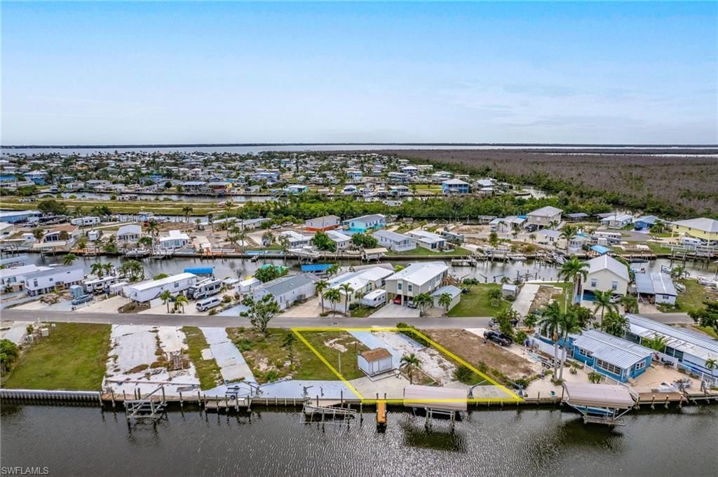 3892 Blueberry Ln, Saint James City, FL 33956 Photo