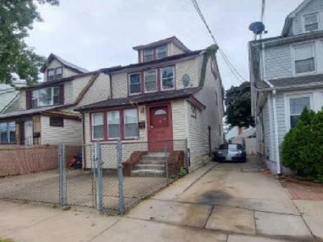 13723 249th Street, Rosedale, NY 11422 Main Photo