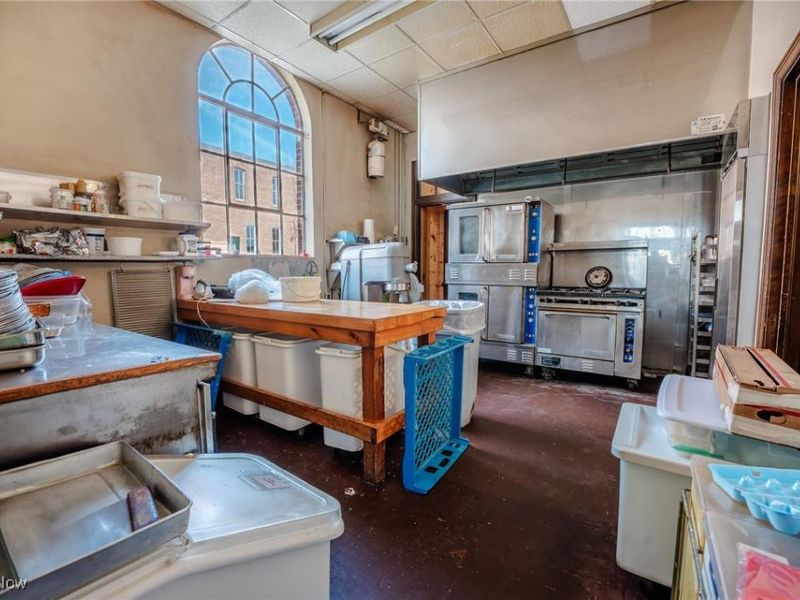 176 N Market Street, Shreve, OH 44676 Photo 14