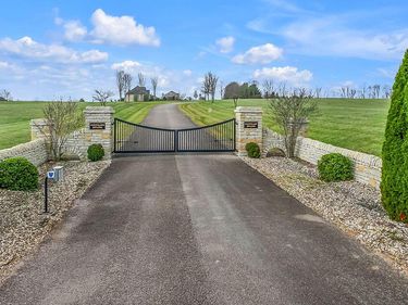 4575 Wilson Lake Lane, Lexington, KY 40516