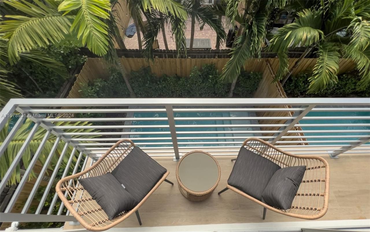 3110 Elizabeth St, Unit 3110, Miami, FL 33133 Photo