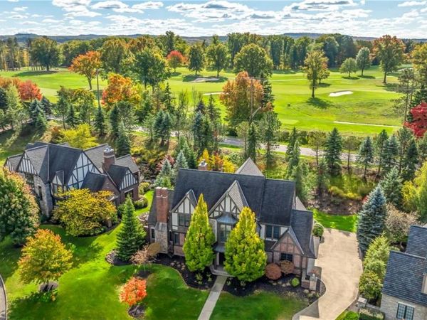 39470 Stillman Lane, Willoughby, OH 44094