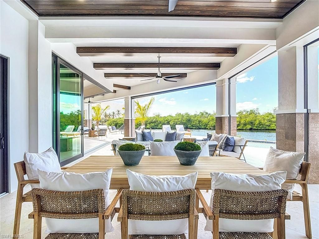 14201 Bay Dr, Fort Myers, FL 33919 Photo