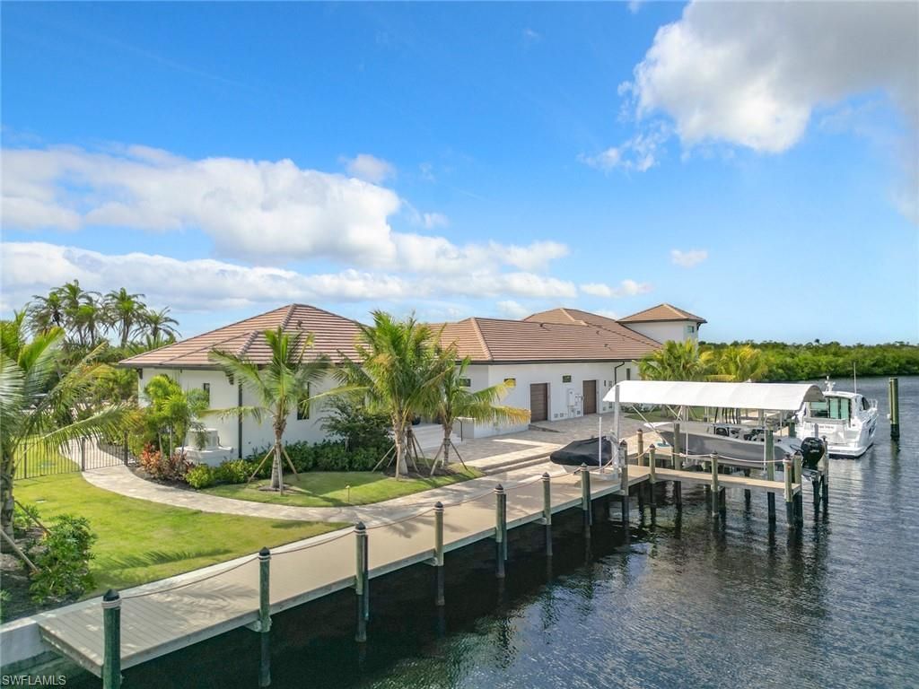 14201 Bay Dr, Fort Myers, FL 33919 Photo