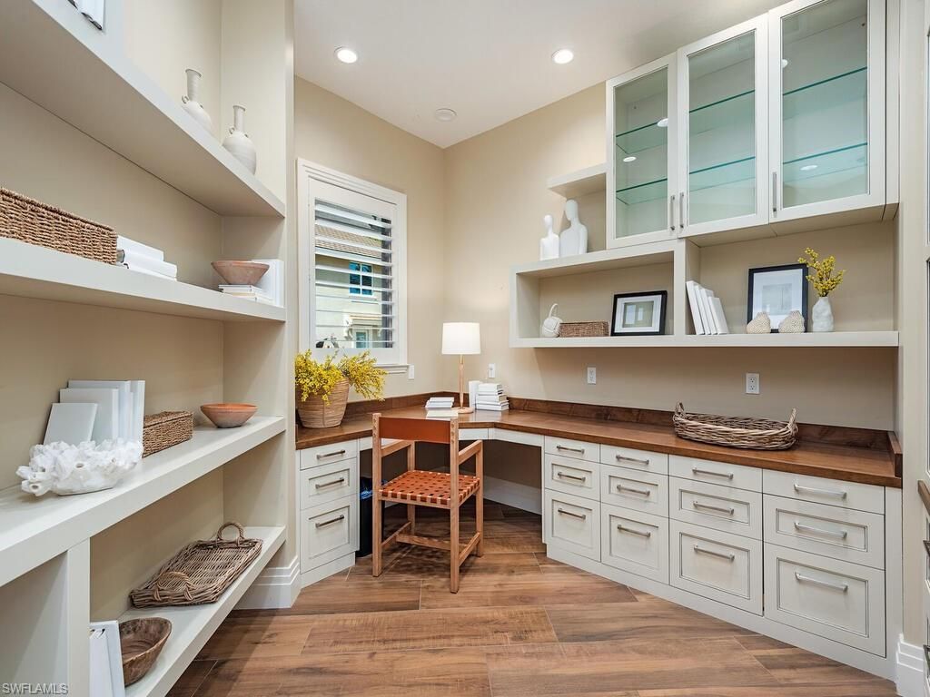 2835 Silverleaf Ln, Naples, FL 34105 Photo