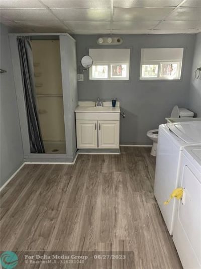 8700 SW 21st St, Davie, FL 33324 Photo