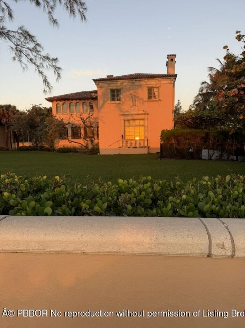 200 N Ocean Boulevard, Unit 0010, Palm Beach, FL 33480 Photo