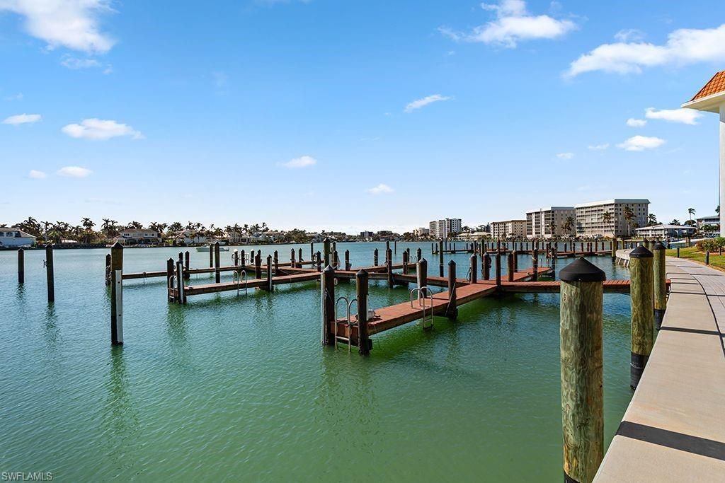 222 Harbour Dr, Unit 314, Naples, FL 34103 Photo