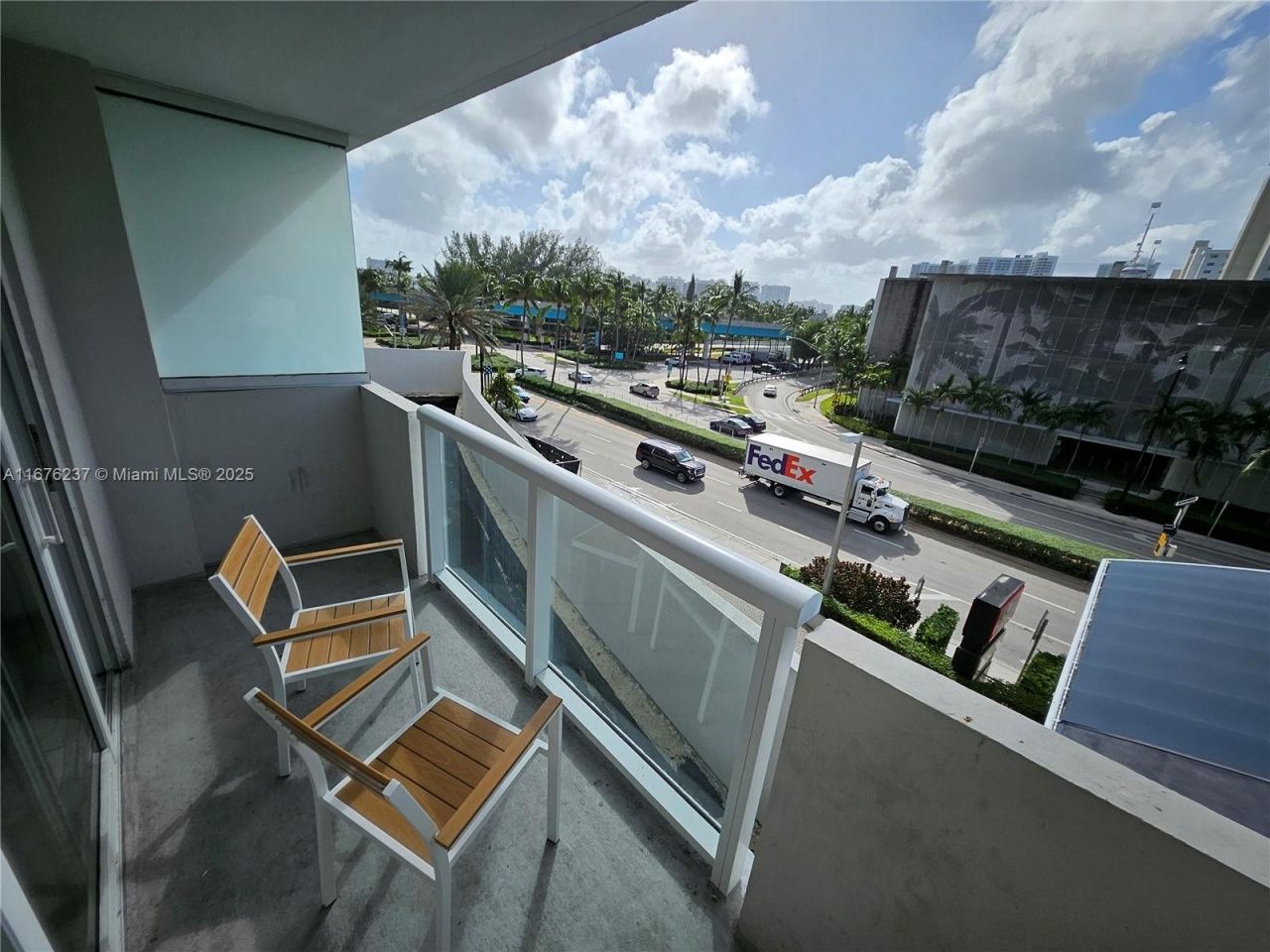 19201 Collins Ave, Unit 237, Sunny Isles Beach, FL 33160 Photo