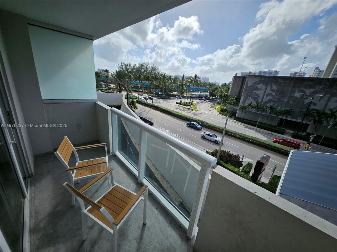 19201 Collins Ave, Unit 237, Sunny Isles Beach, FL 33160 Photo