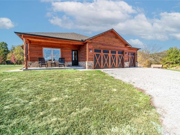 114 Ledgewood, Berryville, AR 72616