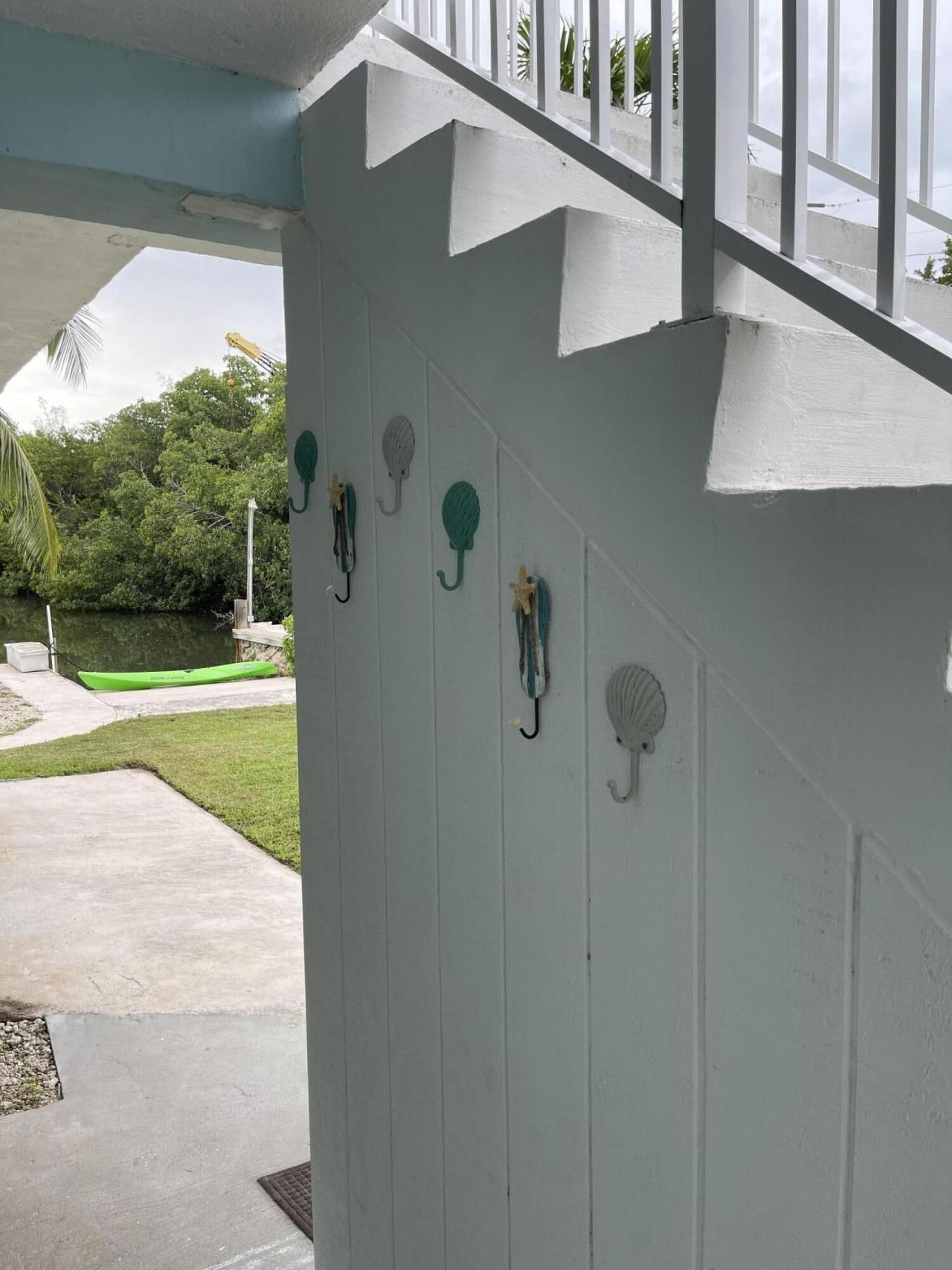 39 Lake Shore Drive, Key Largo, FL 33037 Photo