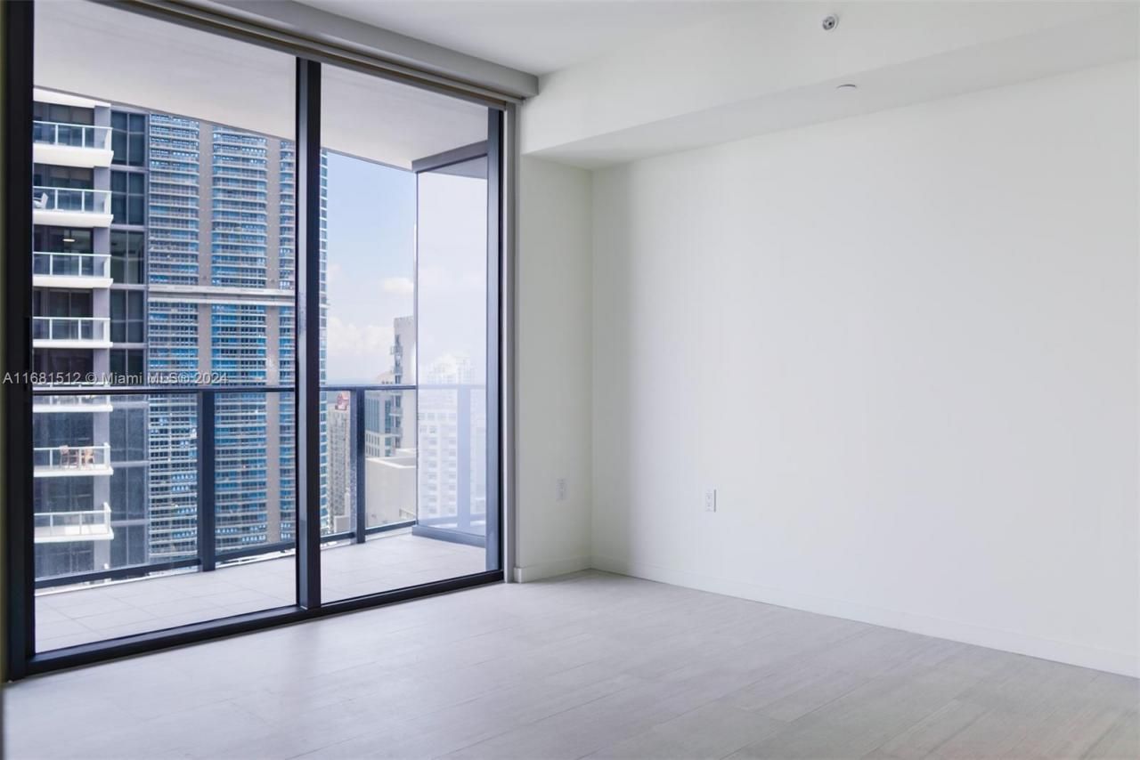 1000 Brickell Plaza, Unit 3307, Miami, FL 33131 Photo