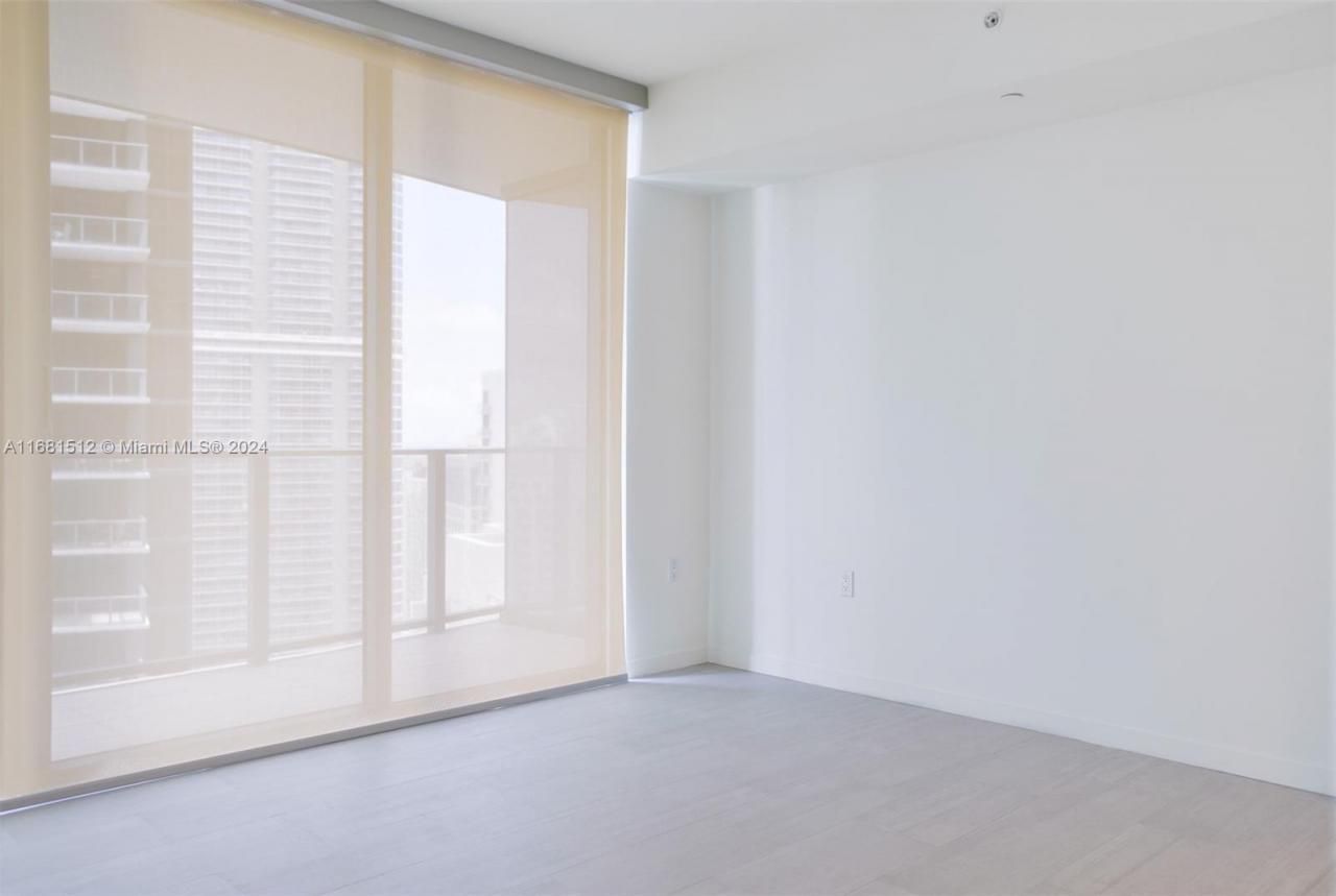 1000 Brickell Plaza, Unit 3307, Miami, FL 33131 Photo