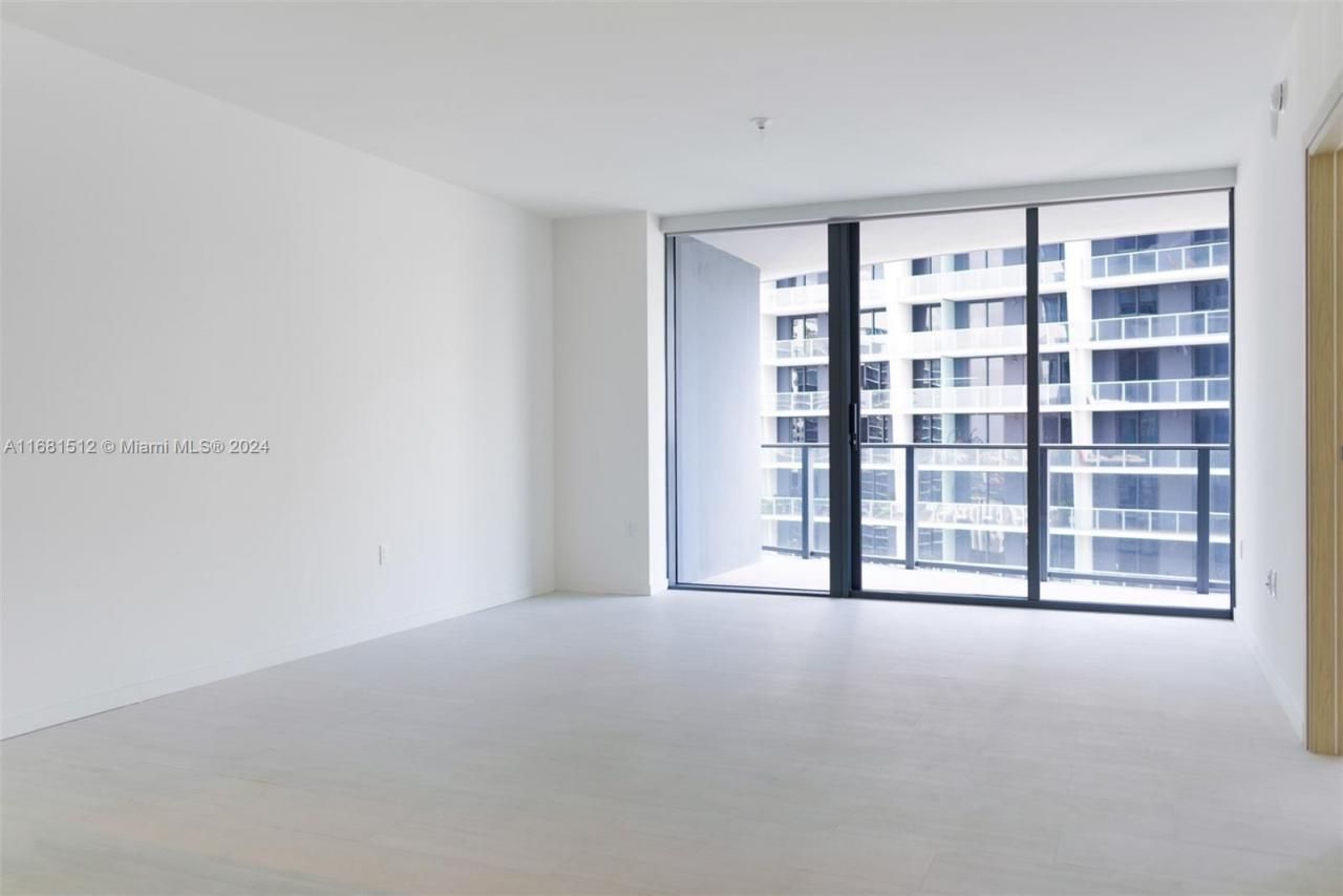 1000 Brickell Plaza, Unit 3307, Miami, FL 33131 Photo