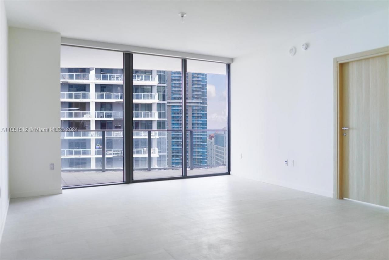 1000 Brickell Plaza, Unit 3307, Miami, FL 33131 Photo