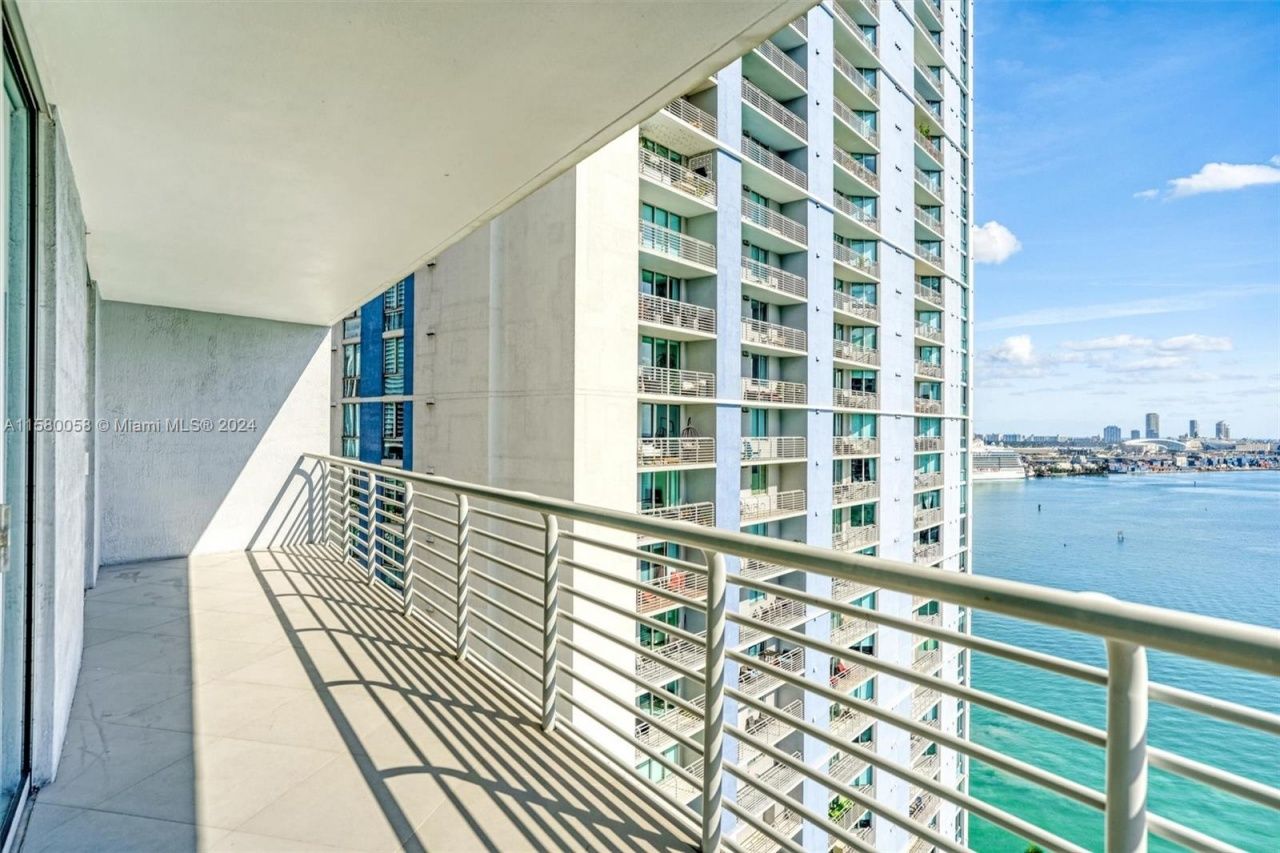325 NE Biscayne Blvd, Unit 1923, Miami, FL 33131 Photo