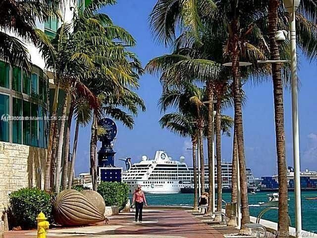 325 NE Biscayne Blvd, Unit 1923, Miami, FL 33131 Photo