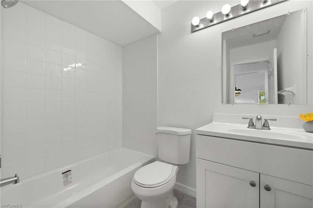 16801 Sanibel Sunset Ct, Unit 401, Fort Myers, FL 33908 Photo