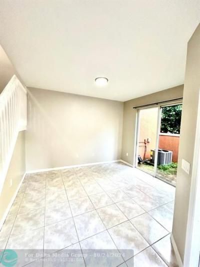 732 SW 106th Avenue, Hollywood, FL 33025 Photo