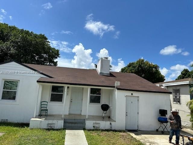 444 NW 80th St, Miami, FL 33150 Photo