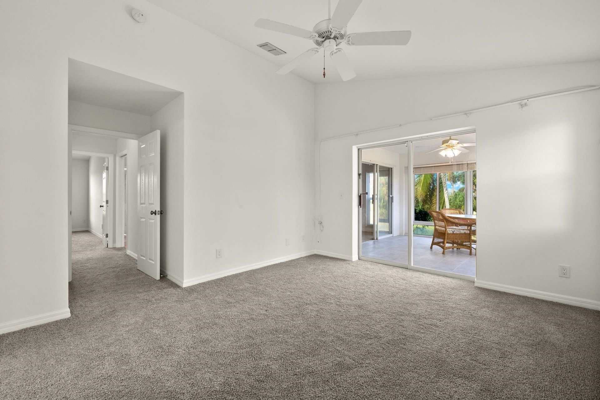 16801 Sanibel Sunset Ct, Unit 401, Fort Myers, FL 33908 Photo
