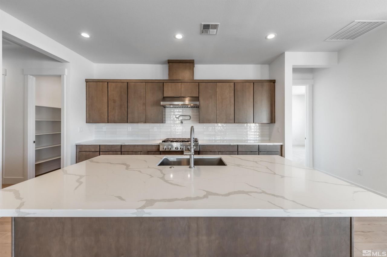 11565 Vinegar Peak Drive, Unit Willows 11, Sparks, NV 89441 Photo