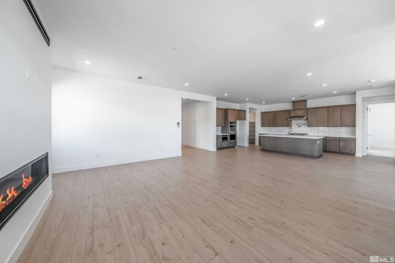 11565 Vinegar Peak Drive, Unit Willows 11, Sparks, NV 89441 Photo