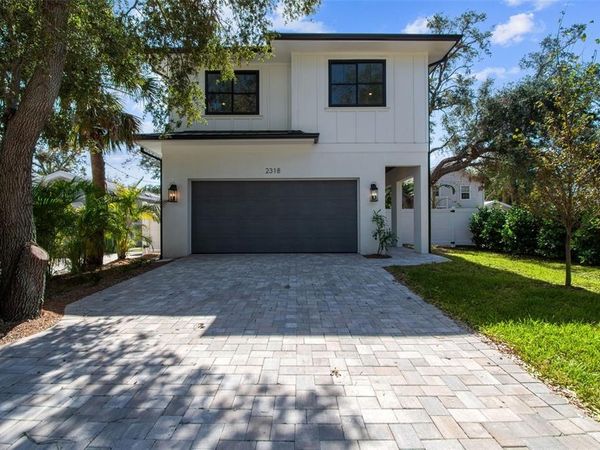 2318 BAY STREET, SARASOTA, FL 34237