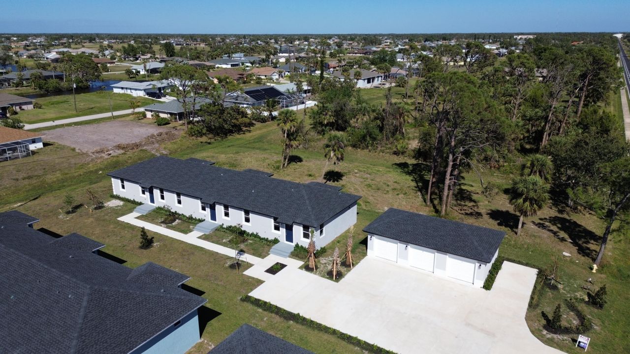 246 Rotonda Boulevard W, Rotonda West, FL 33947 Photo