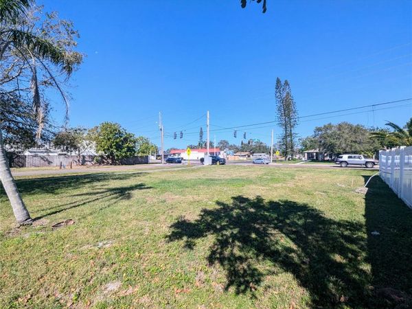 3990 54TH AVENUE N, ST PETERSBURG, FL 33714