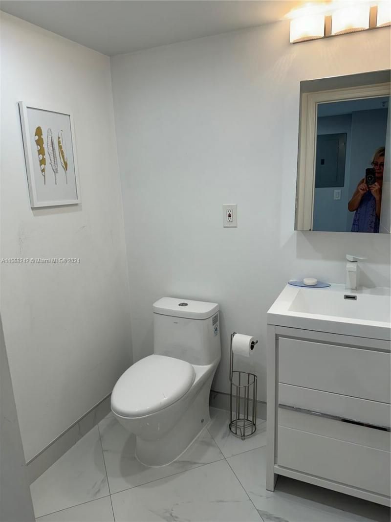 19370 Collins Ave, Unit 1208, Sunny Isles Beach, FL 33160 Photo