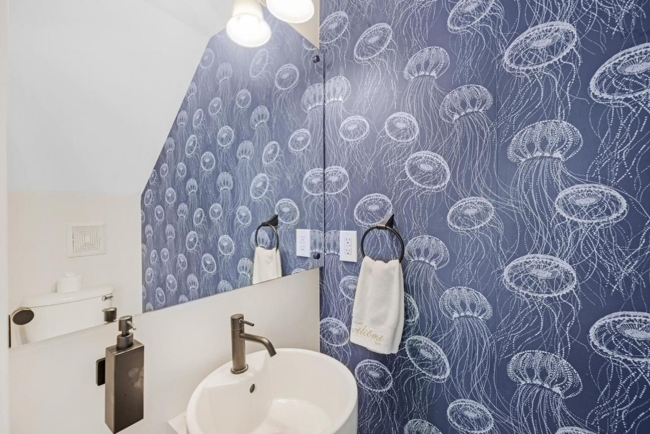 5092 Sunset Village Drive, Unit Hawks Cay, Duck, FL 33050 Photo