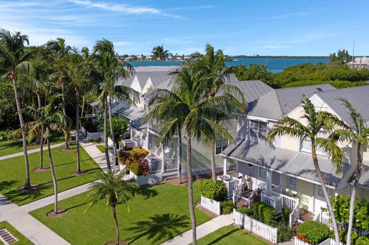 5092 Sunset Village Drive, Unit Hawks Cay, Duck, FL 33050 Photo