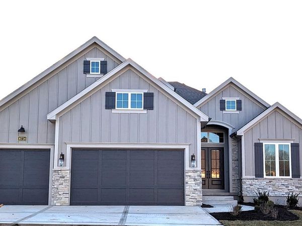 16916 Hayes Street, Overland Park, KS 66085