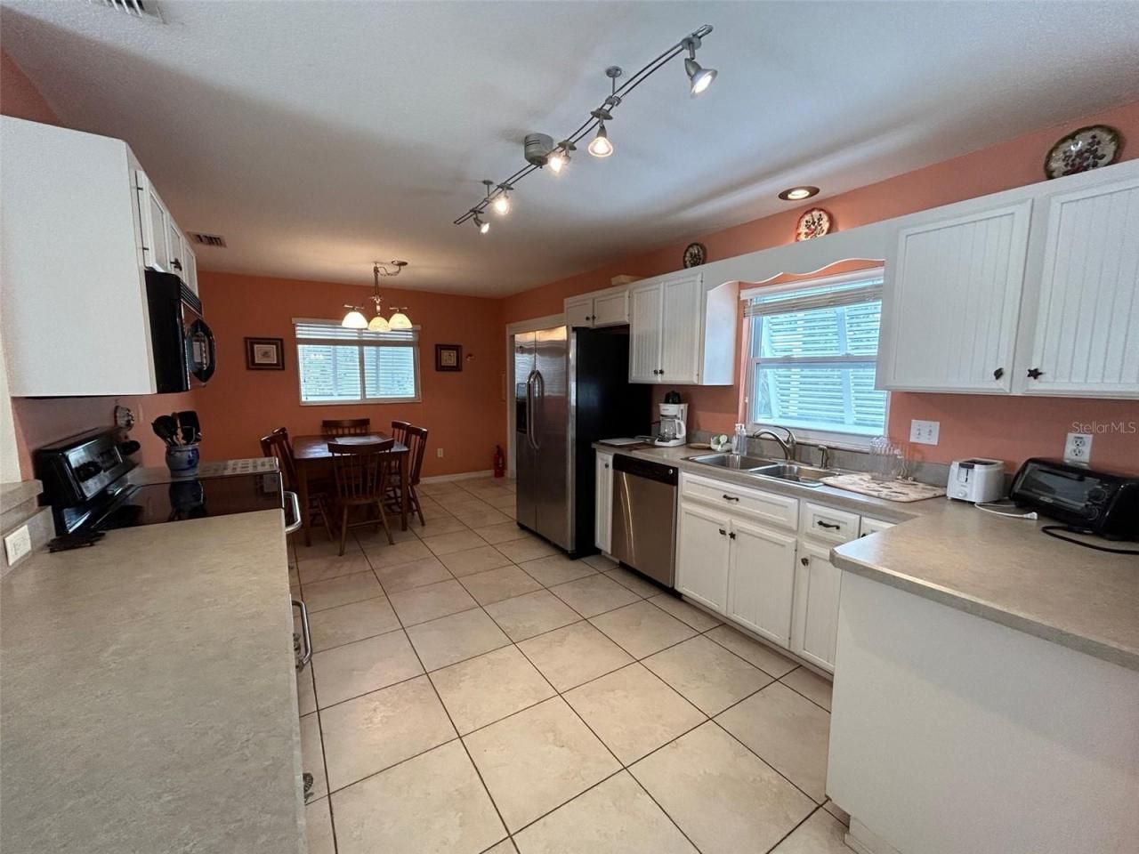 1808 N Peninsula Avenue, New Smyrna Beach, FL 32169 Photo