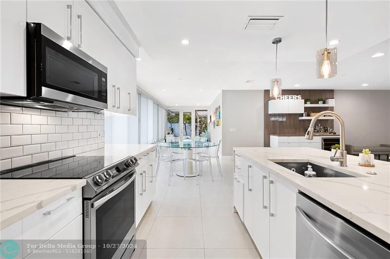 2801 NE 59th St, Fort Lauderdale, FL 33308 Photo