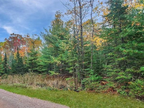 Lot 6, Block 1 Raspberry Trl, La Pointe, WI 54850