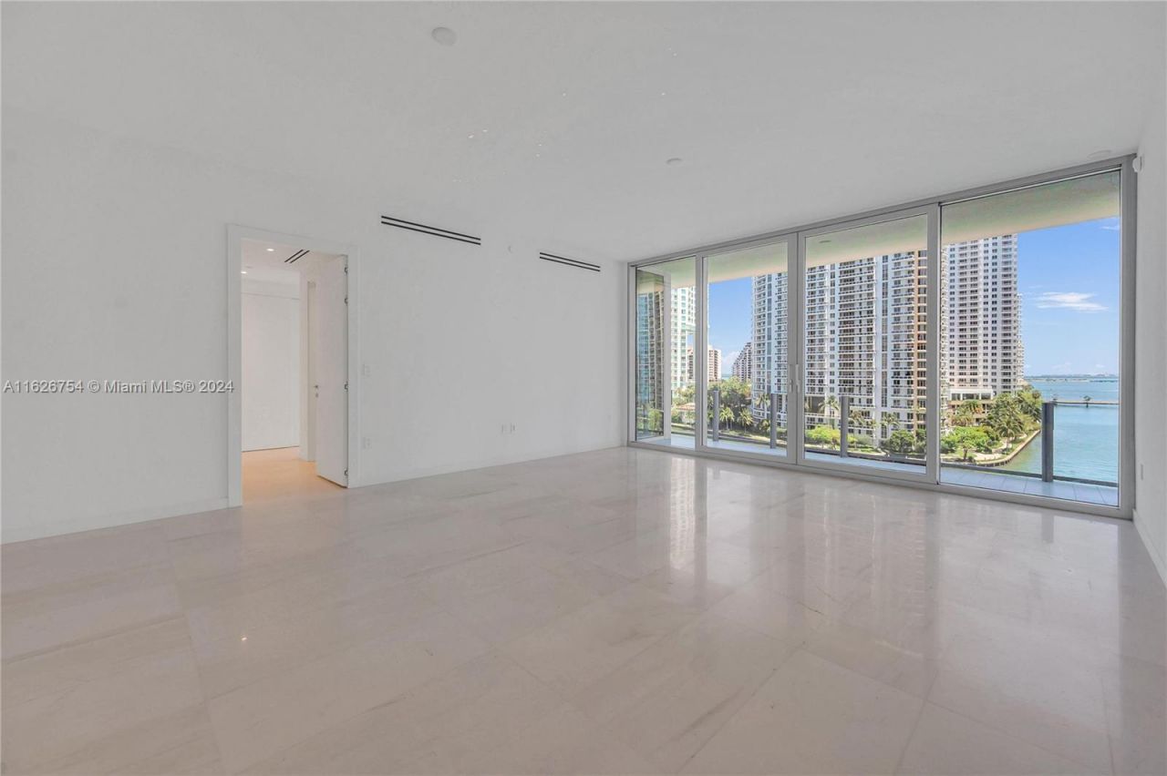 300 Biscayne Blvd Way, Unit 703, Miami, FL 33131 Photo