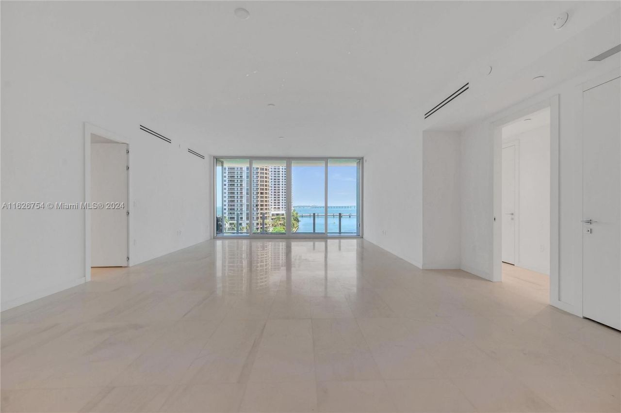 300 Biscayne Blvd Way, Unit 703, Miami, FL 33131 Photo