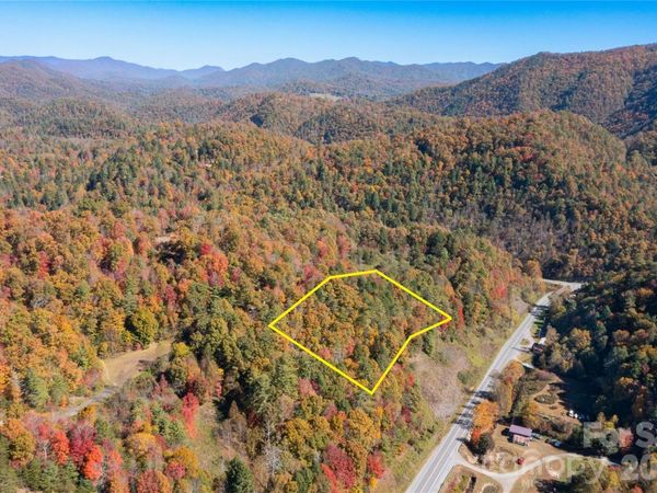 1896 Firefly Trail, Marshall, NC 28753