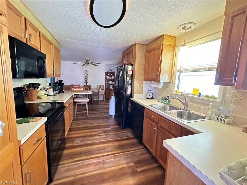 209 Harvest Ln, North Fort Myers, FL 33917 Photo