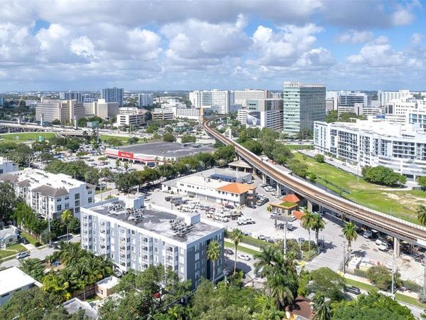 1010 NW 11th St, Unit 507, Miami, FL 33136