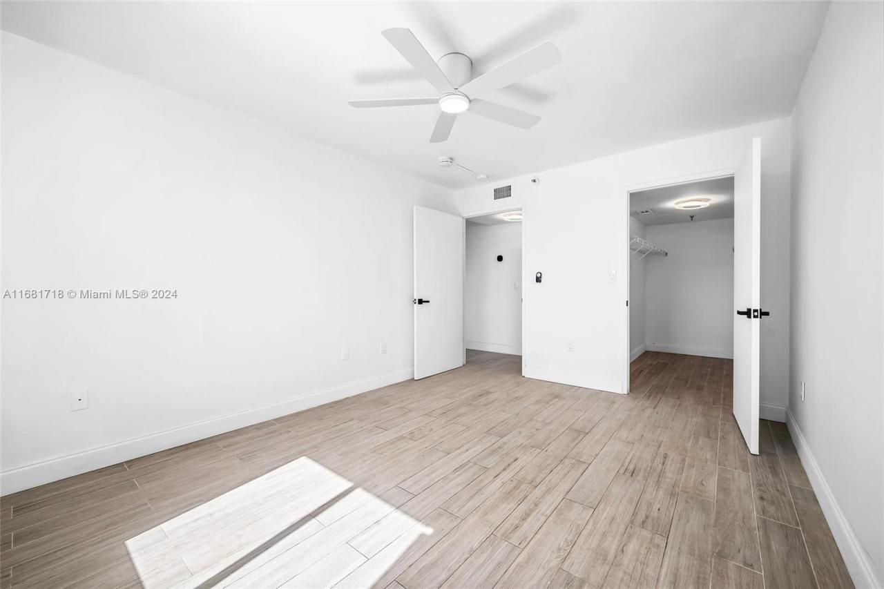 1010 NW 11th St, Unit 507, Miami, FL 33136 Photo