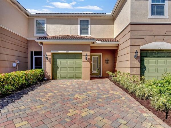 1081 Normandie Way, Vero Beach, FL 32960