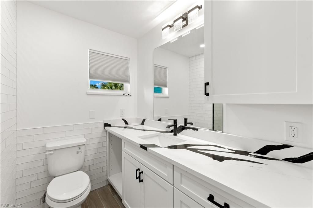 838-840 Rabbit Rd, Sanibel, FL 33957 Photo