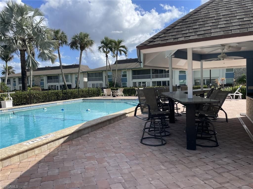 325 Charlemagne Blvd, Unit B208, Naples, FL 34112 Photo